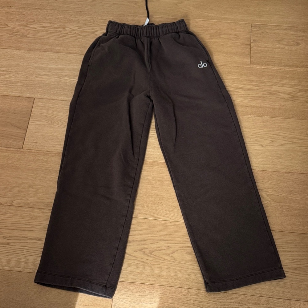 ALO Yoga women’s Accolade brown straight leg sweatpants size xxs